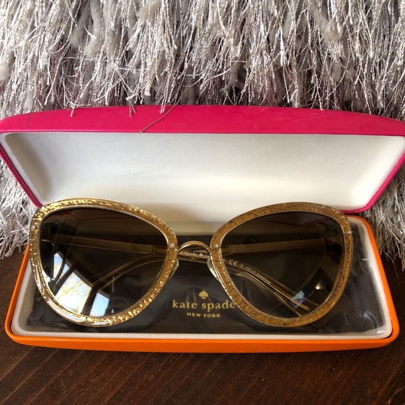 Kate Spade Sunglasses - Picture 4 of 5